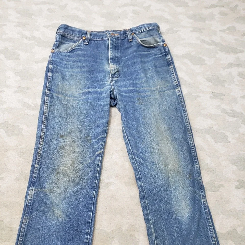 Vintage Wrangler Jeans Mens 32x34 Blue Straight Leg Cowboy Cut Denim Made In USA